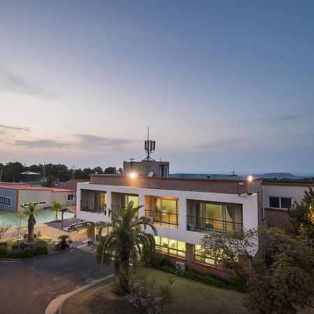 Jeju Youth Hostel ภายนอก รูปภาพ