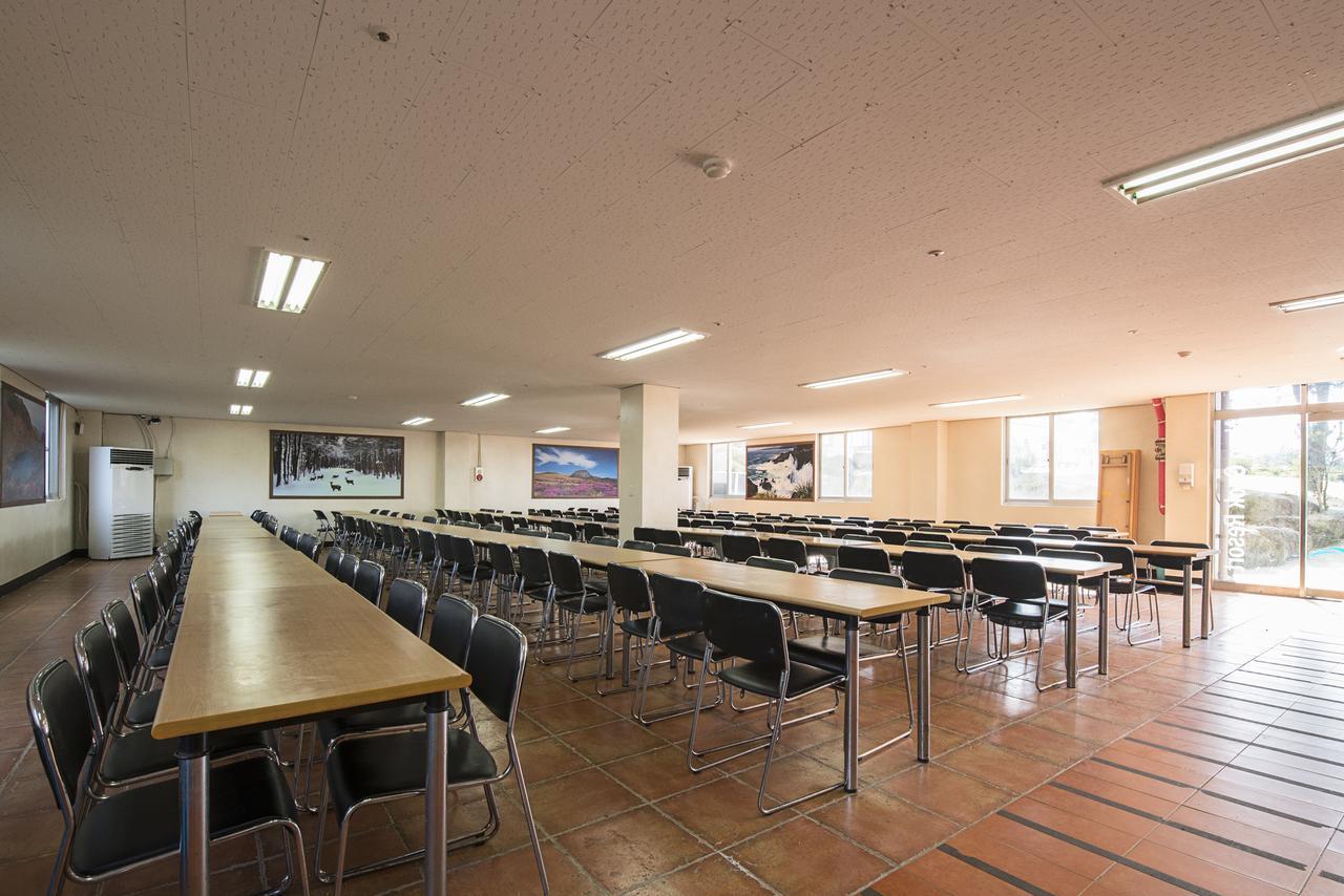 Jeju Youth Hostel ภายนอก รูปภาพ