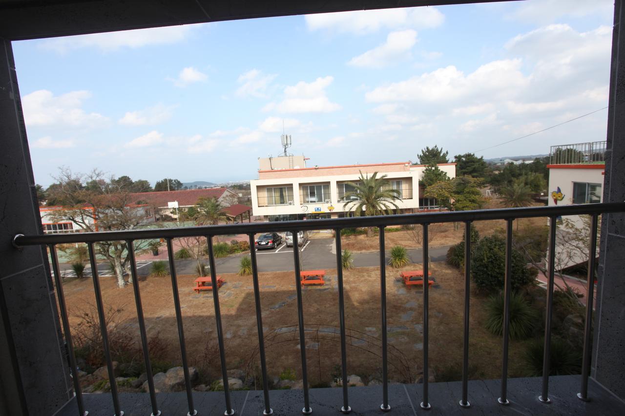 Jeju Youth Hostel ภายนอก รูปภาพ