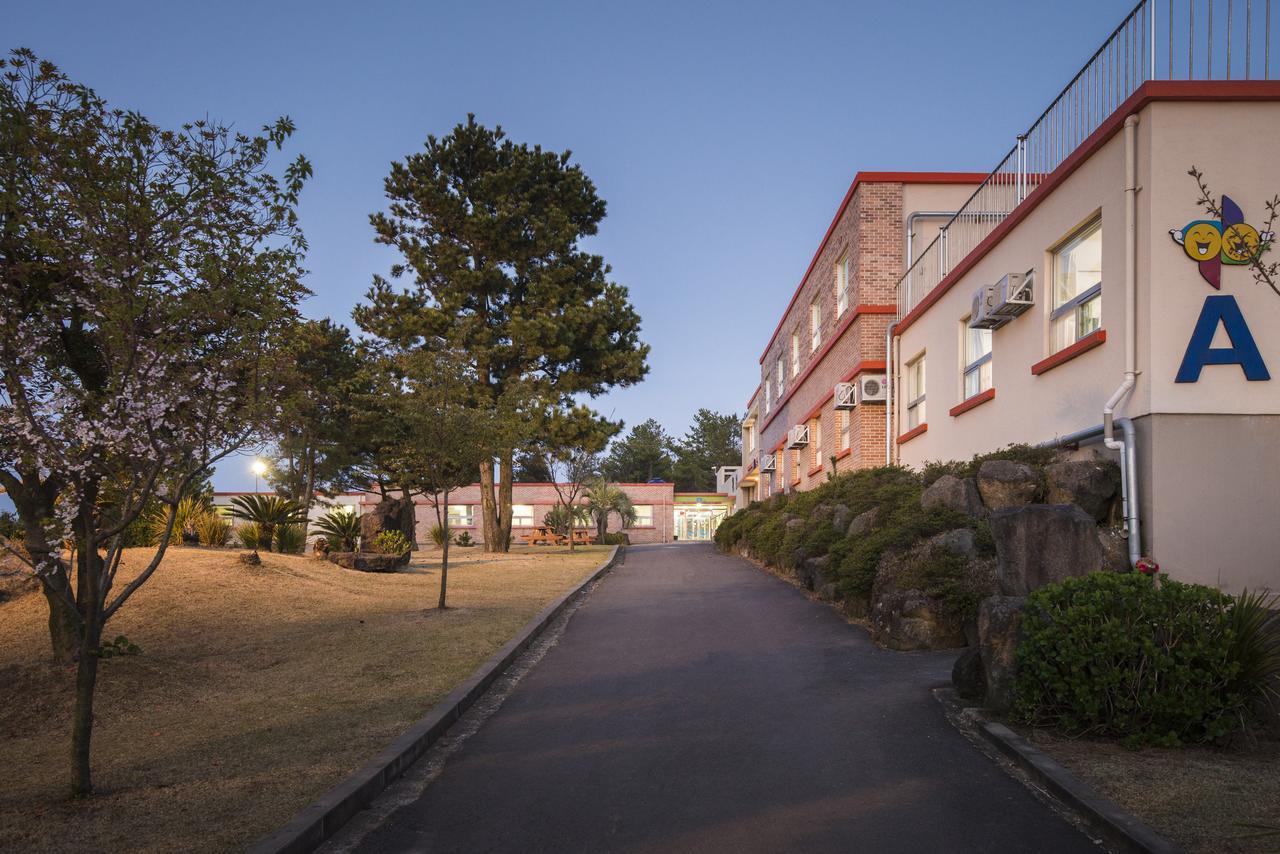 Jeju Youth Hostel ภายนอก รูปภาพ
