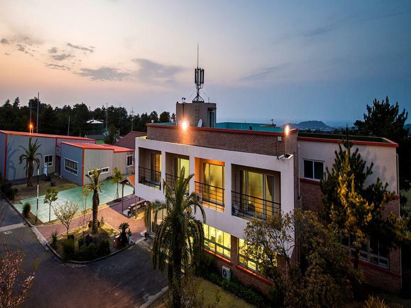 Jeju Youth Hostel ภายนอก รูปภาพ